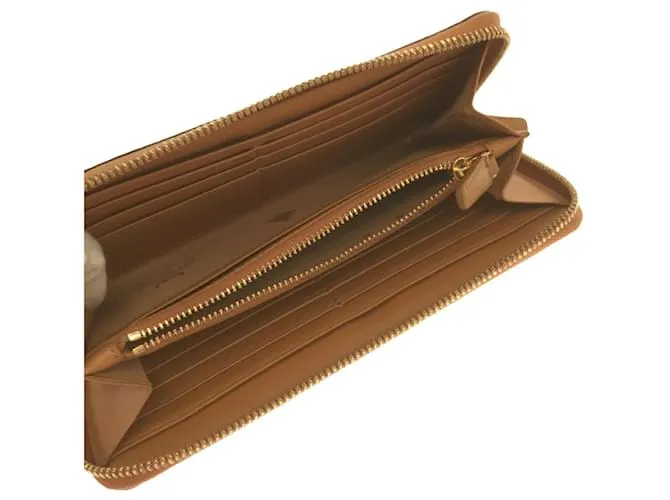 Cartera larga MCM en cuero camel Camello 