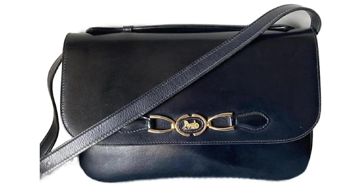 Céline Coche de caballos Negro 