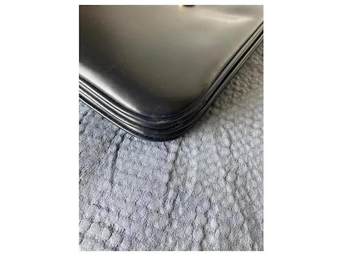 Céline Coche de caballos Negro 