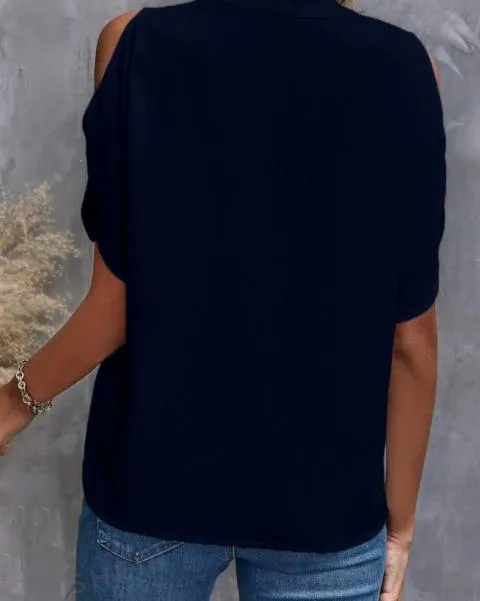 Elegante blusa holgada con escote en 