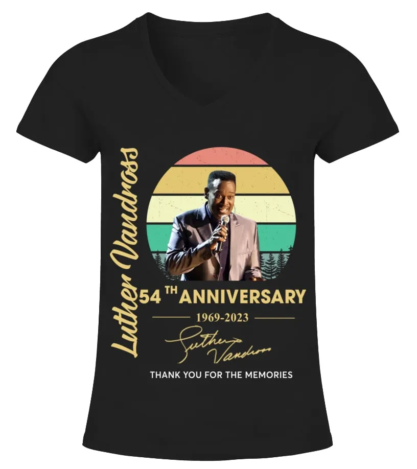 LUTHER VANDROSS 54TH ANNIVERSARY Camiseta cuello pico Mujer