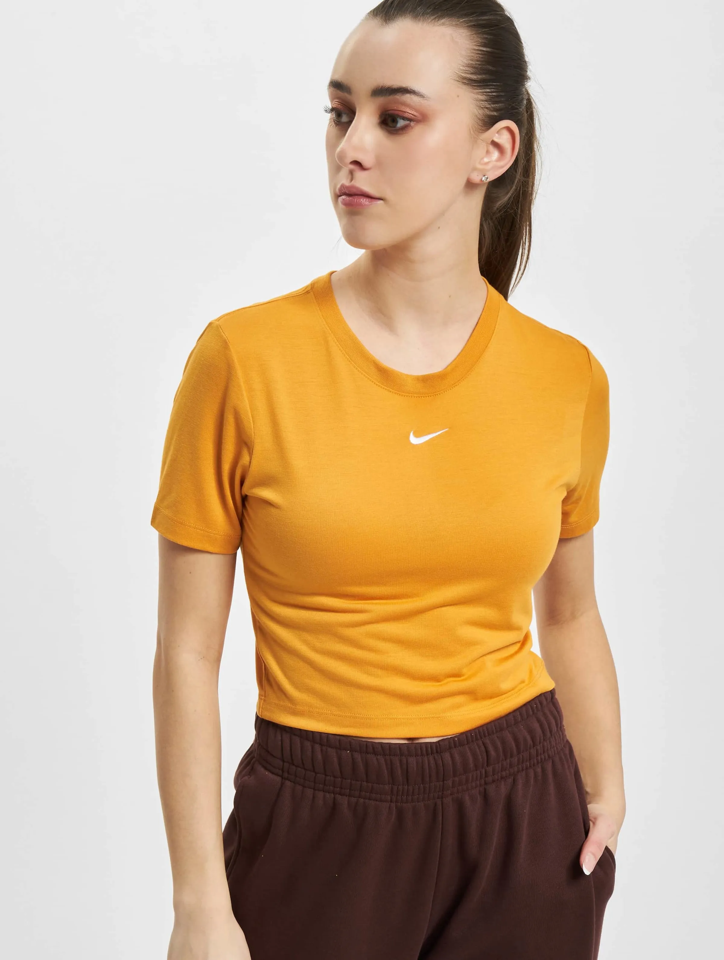 Nike Sportswear Essential Crop