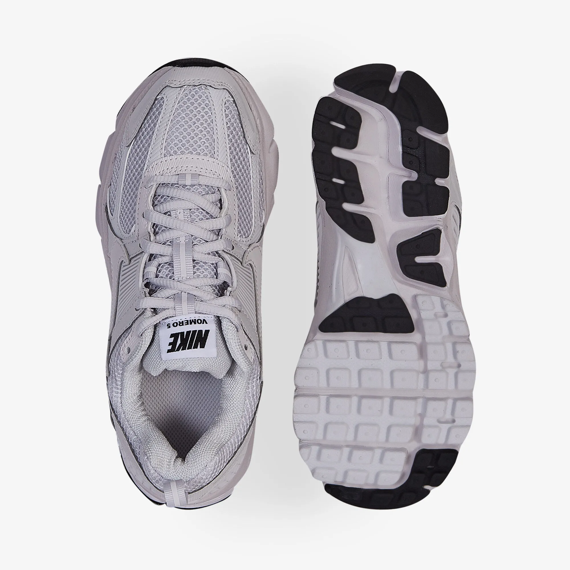 NIKE ZOOM VOMERO 5
