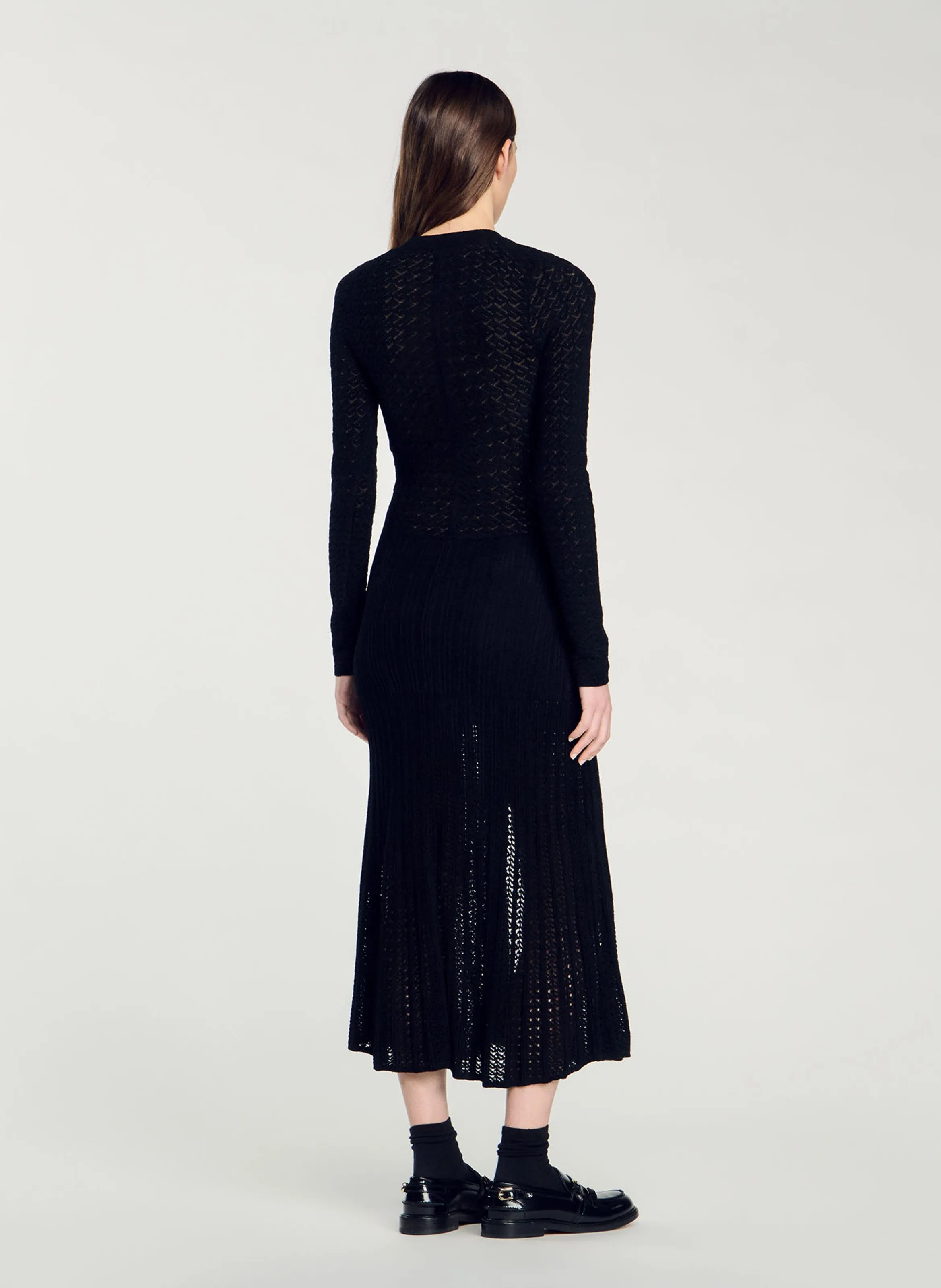 SANDRO Vestido largo de punto con efecto terciopelo en negro